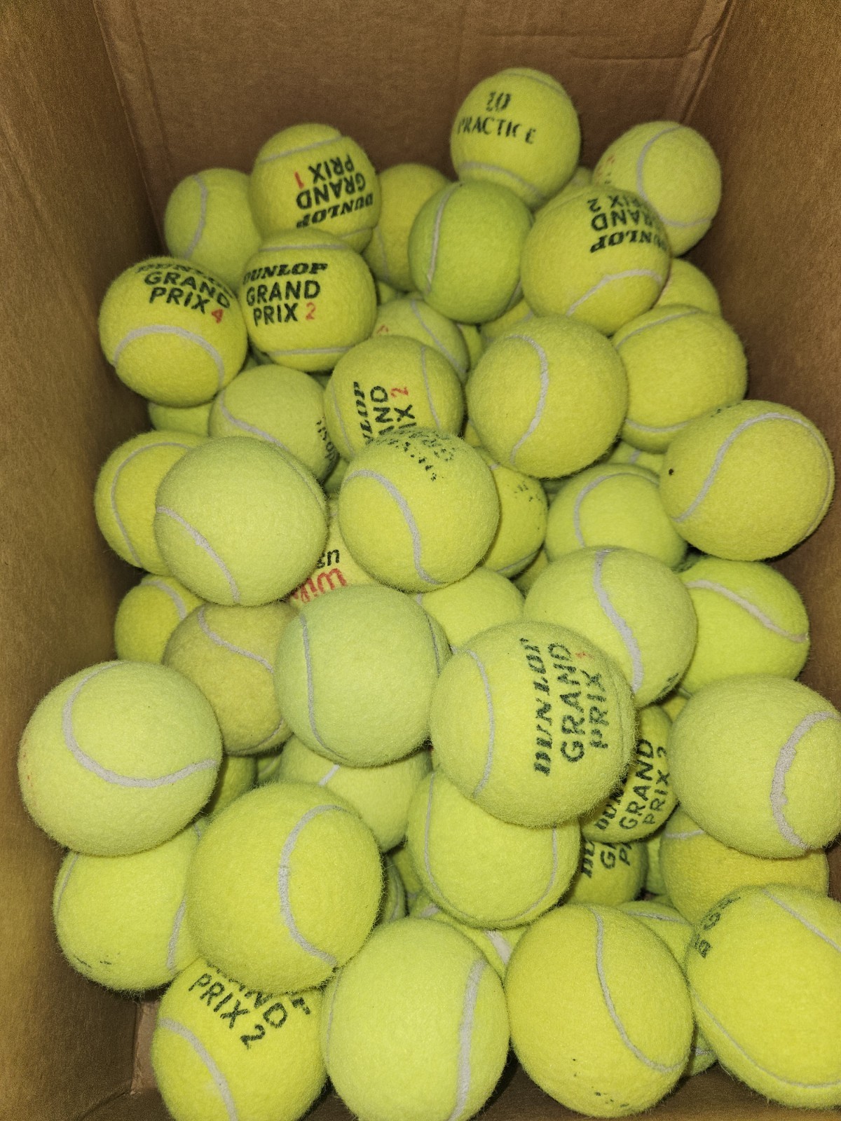 100 Used Tennis Balls FOR DOGS/REMOVED FROM TENNIS COURT/SAME DAY TRACKING