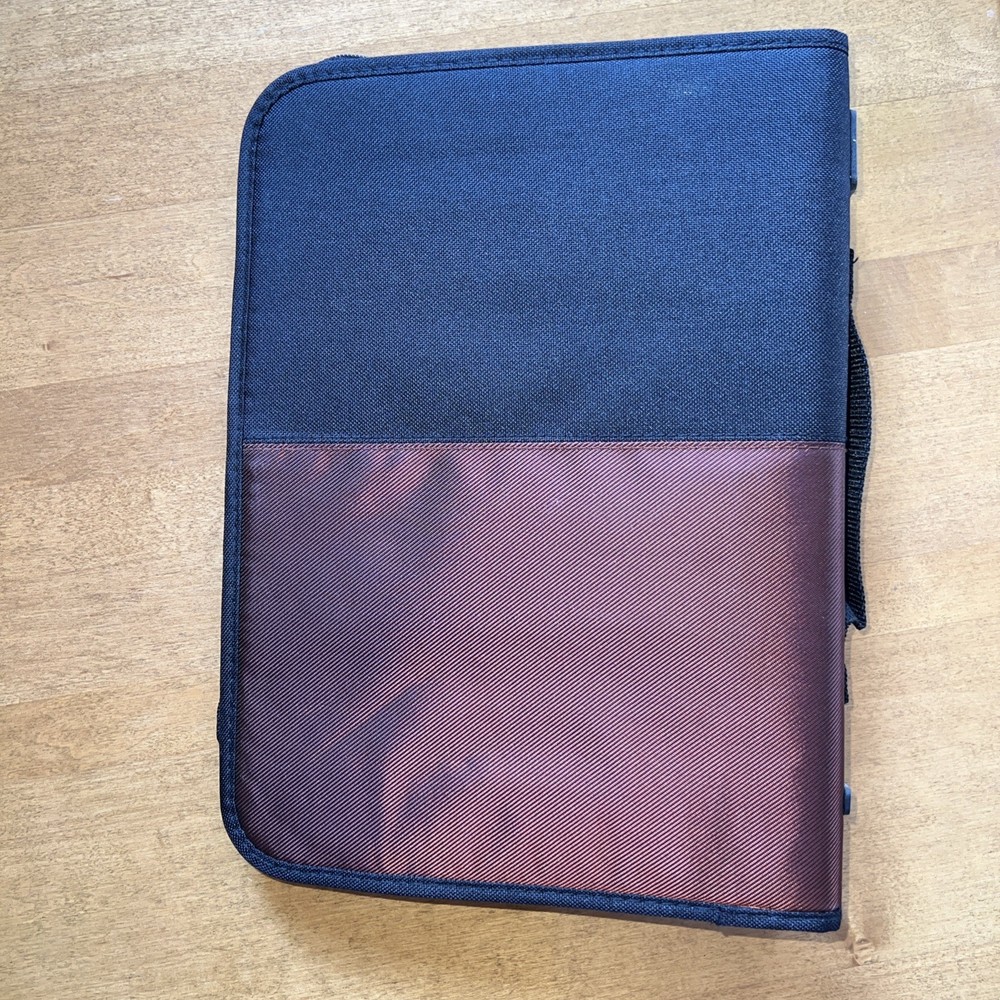 Microsoft Action Pack-Asst. Software - CD Holder/Binder