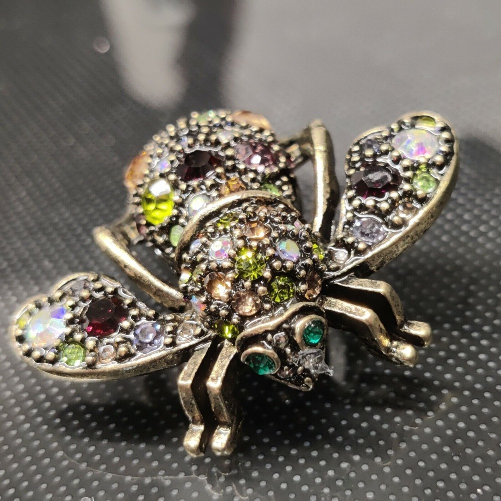 joan rivers bee pin rare