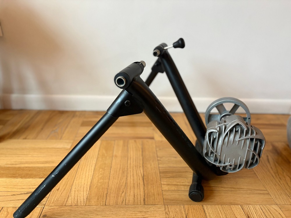 CycleOps Fluid2 Indoor Trainer