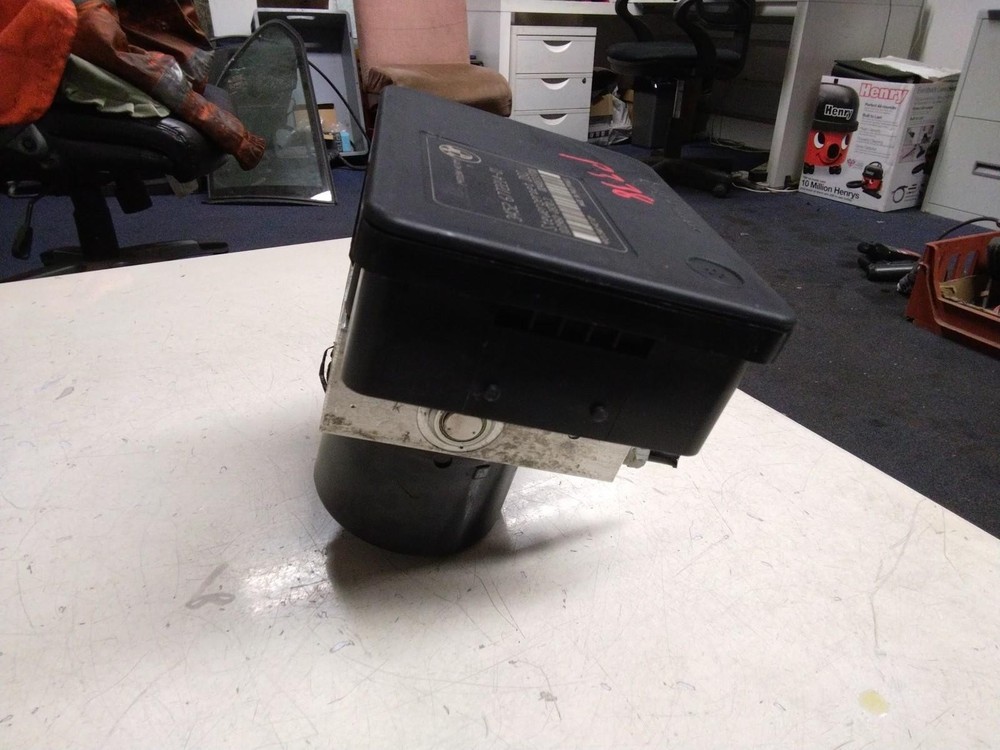 BMW E91 3 SERIES ABS/DSC PUMP AND CONTROL MODULE #6772214
