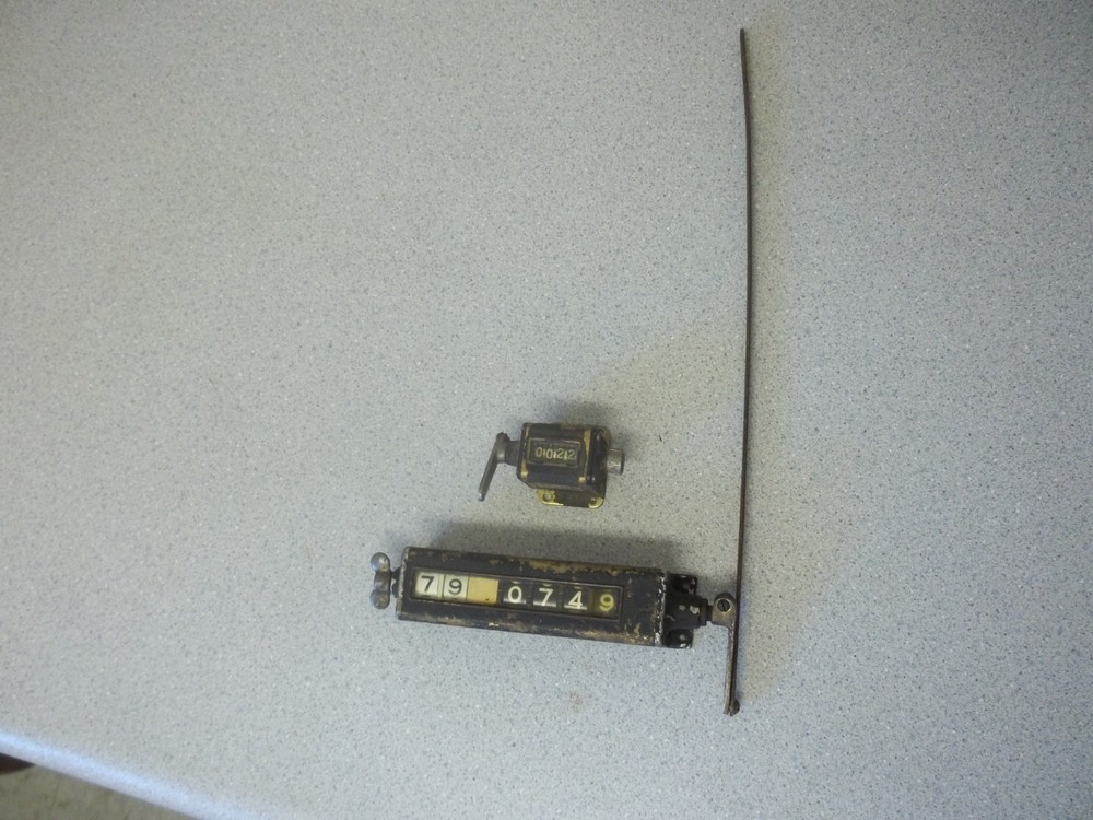 Mechanical counters 2 total vintage mechanical machines