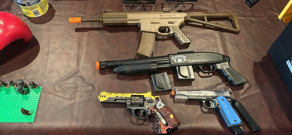 Airsoft Guns