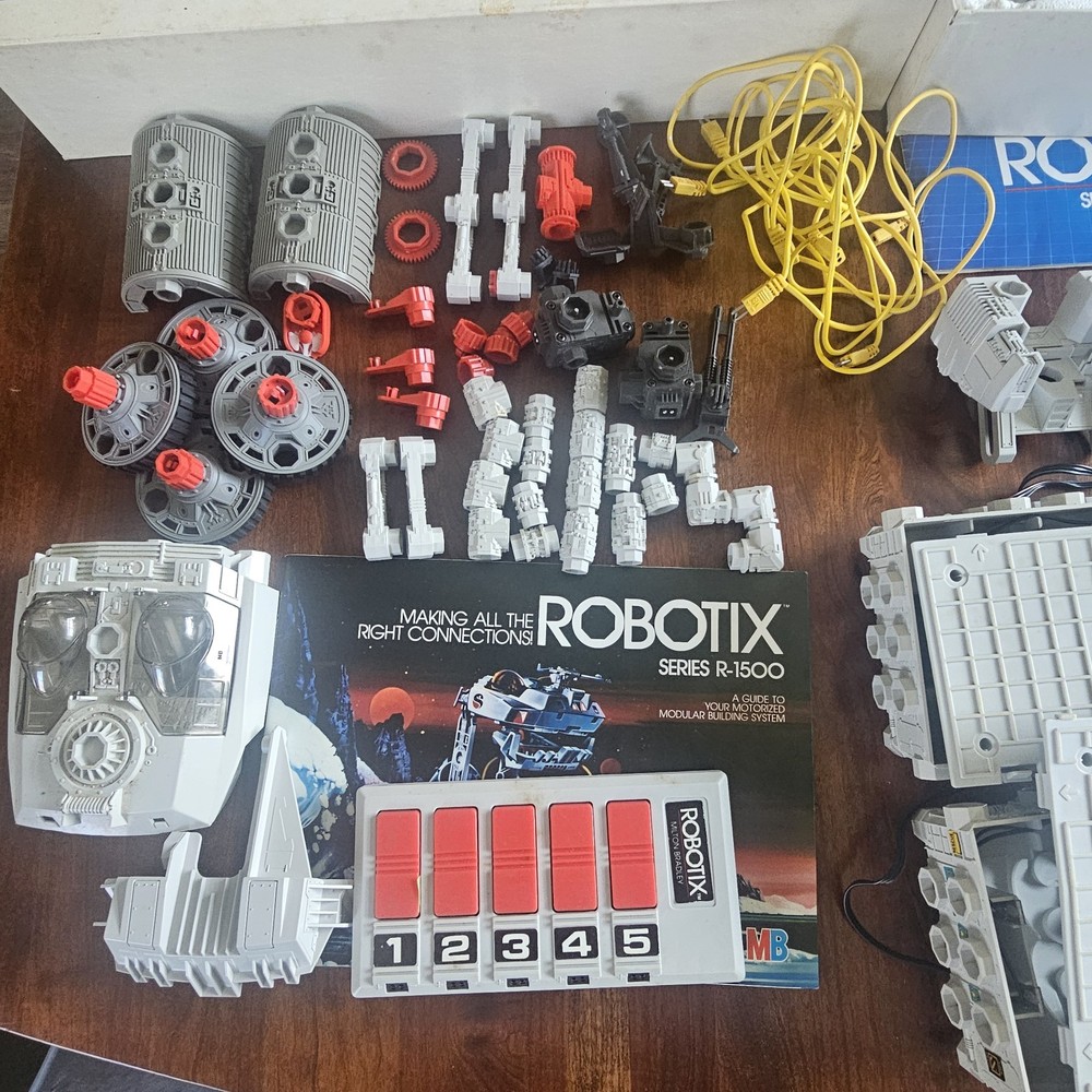 Robotix Many Parts Including Boxes for R-2000 R-1500 UNTESTED