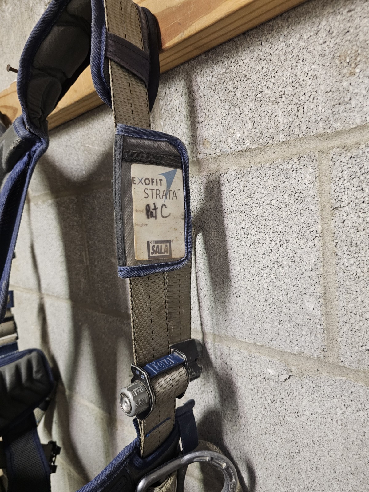 3M DBI-SALA EXOFIT STRATA XL FULL BODY HARNESS FALL PROTECTION 1112538 XL BELT