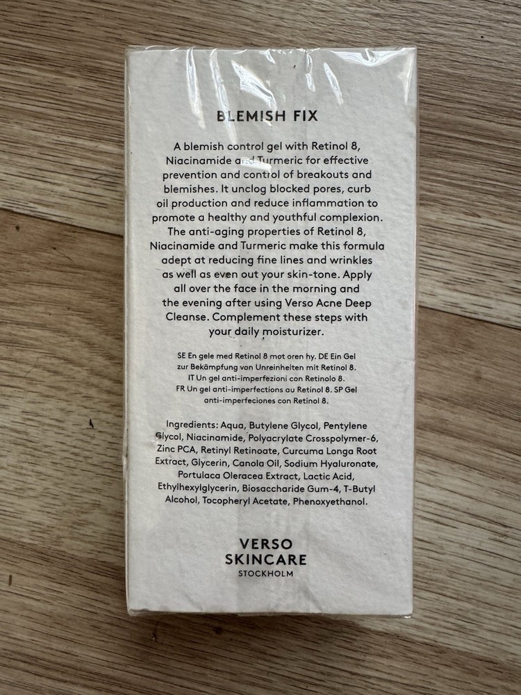 Verso Blemish Fix with Retinol 8  