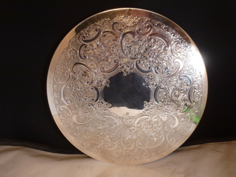 Vintage Silverplate 9" Round Etched Serving Trivet Plate Made In England Signed