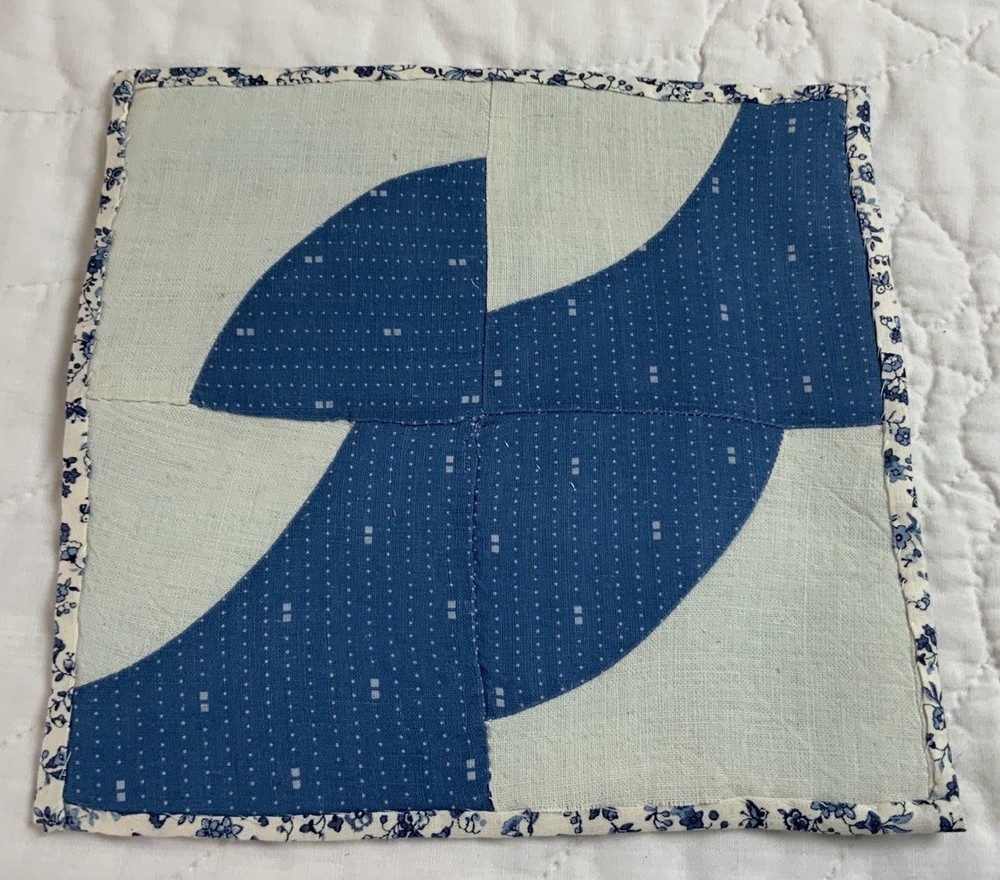 Antique Vintage Patchwork Quilt Table Topper, Drunkards Path, Blue & White