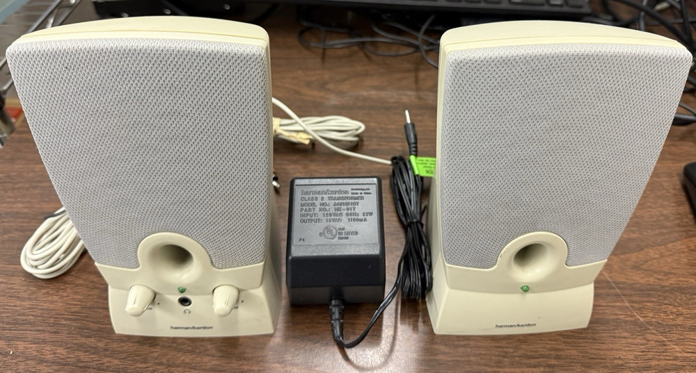Harmon/Kardon DP/N 02320V Multimedia Speaker System with power adapter