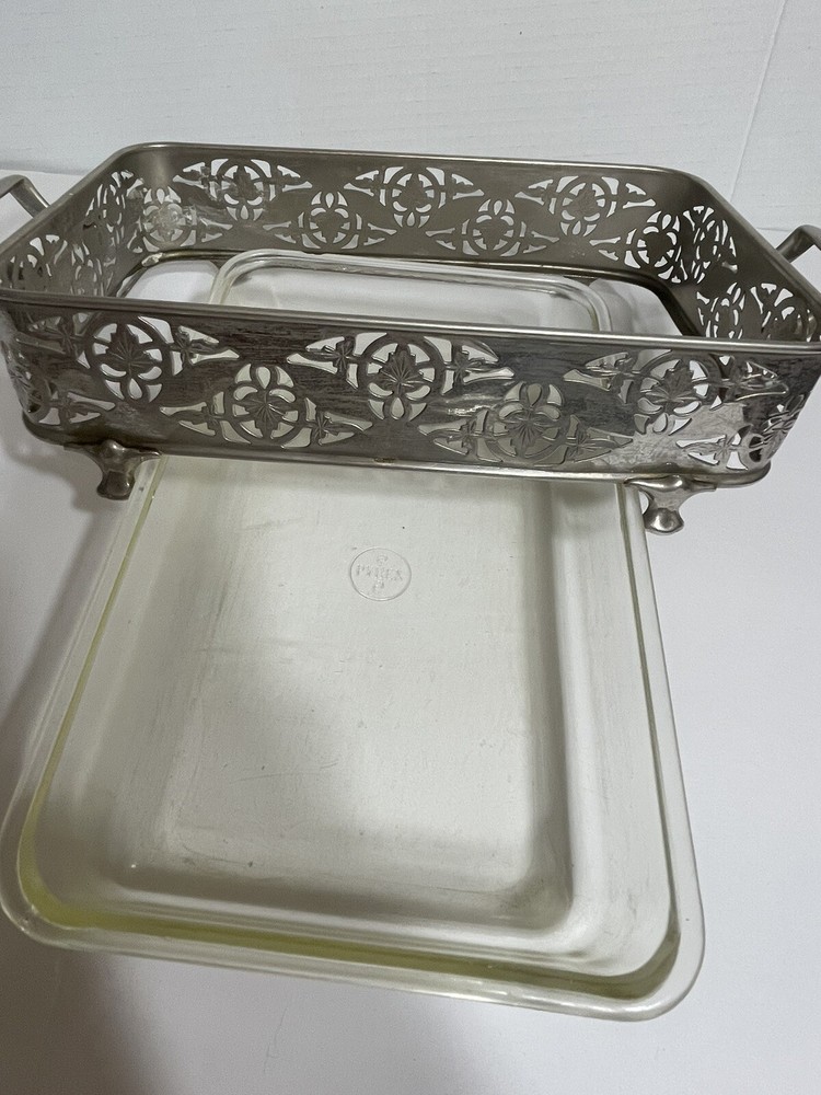 Vtg Footed Rectangular Serving Tray With Pyrex Serving Dish