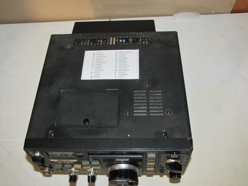 ICOM IC 730 HF TRANSCEIVER