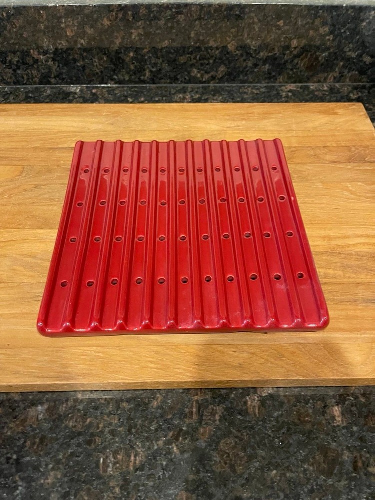 Temptations Old World red large trivet