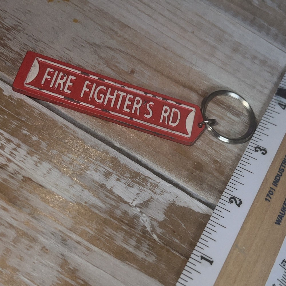 FIRE DEPT FIREFIGHTER KEYRING KEY CHAIN KEYCHAIN Is 3” W/ring 4”