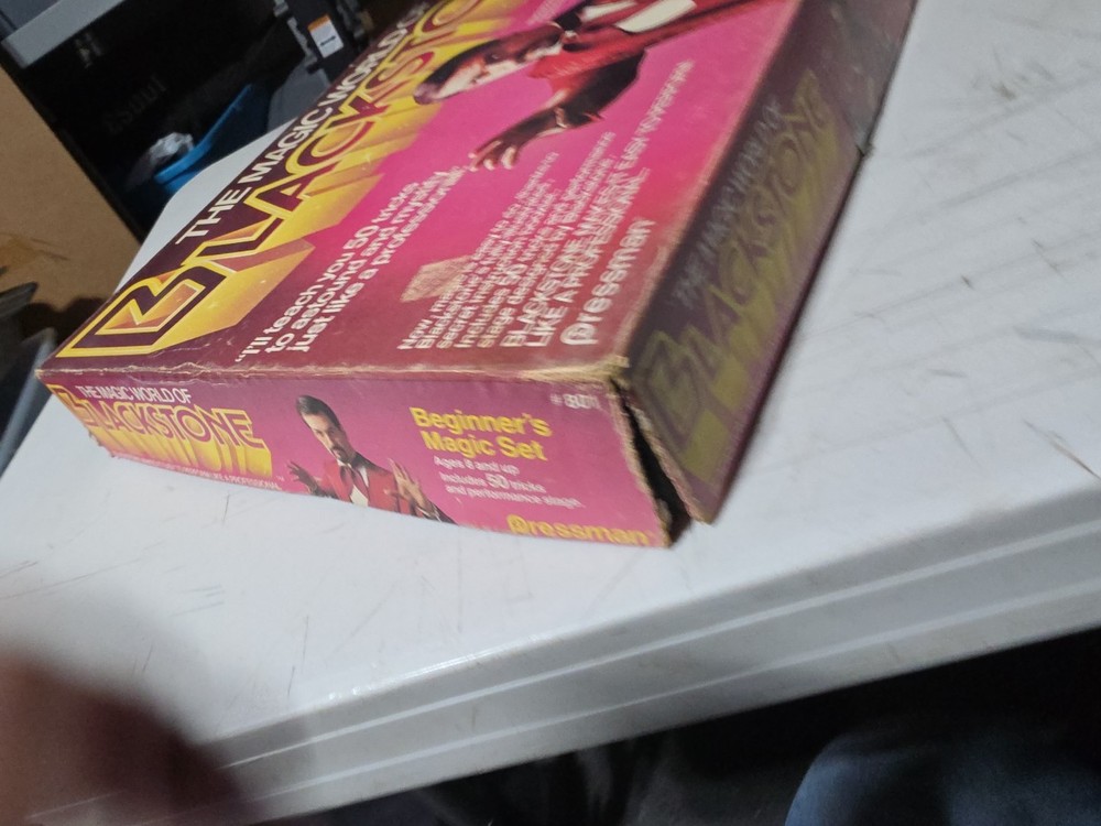 The Magic World of Blackstone Beginners Set- 1983 - 50 Tricks - Missing String