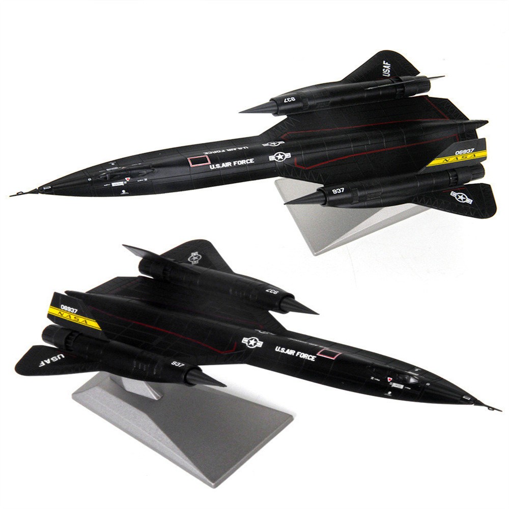 Blackbird SR-71 Alloy Fighter 1:144 Aircraft Model Simulation Military Ornament