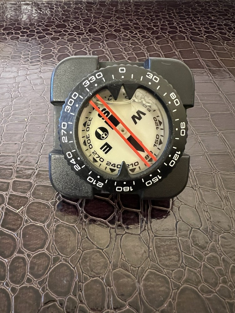 US Divers Scuba Submersible Compass w/ Hose Attachment