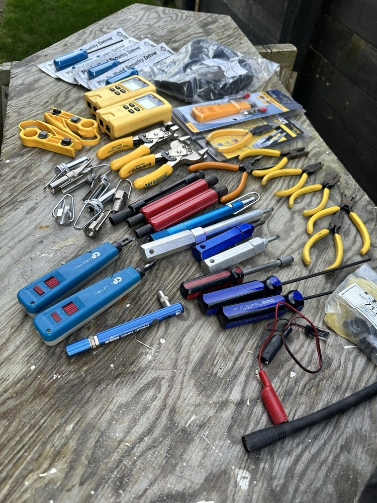 Telecom Tool Bag w/ Assorted Tools, Fluke, Klein