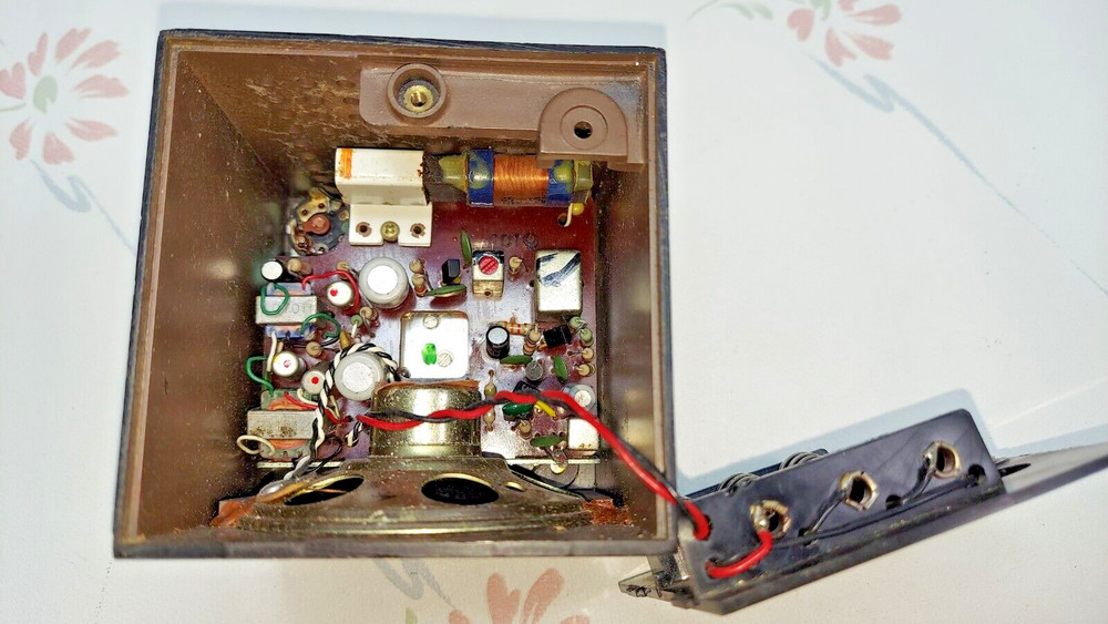 Sony Transistor Radio TR-1819 Works