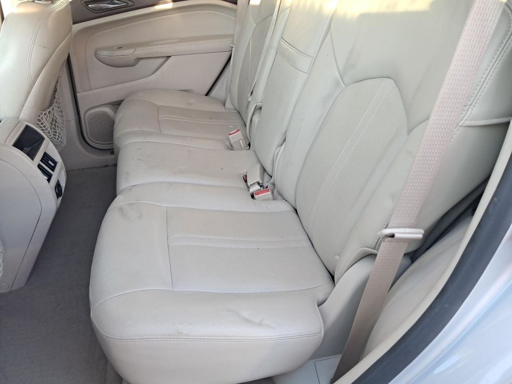 SRX 2011 Glove Box 4785397