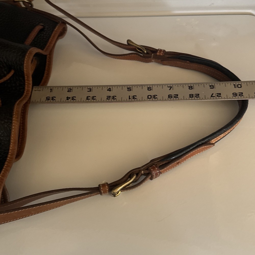 Dooney & Bourke Gorgeous Drawstring Shoulder Bag - Stylish and Authentic