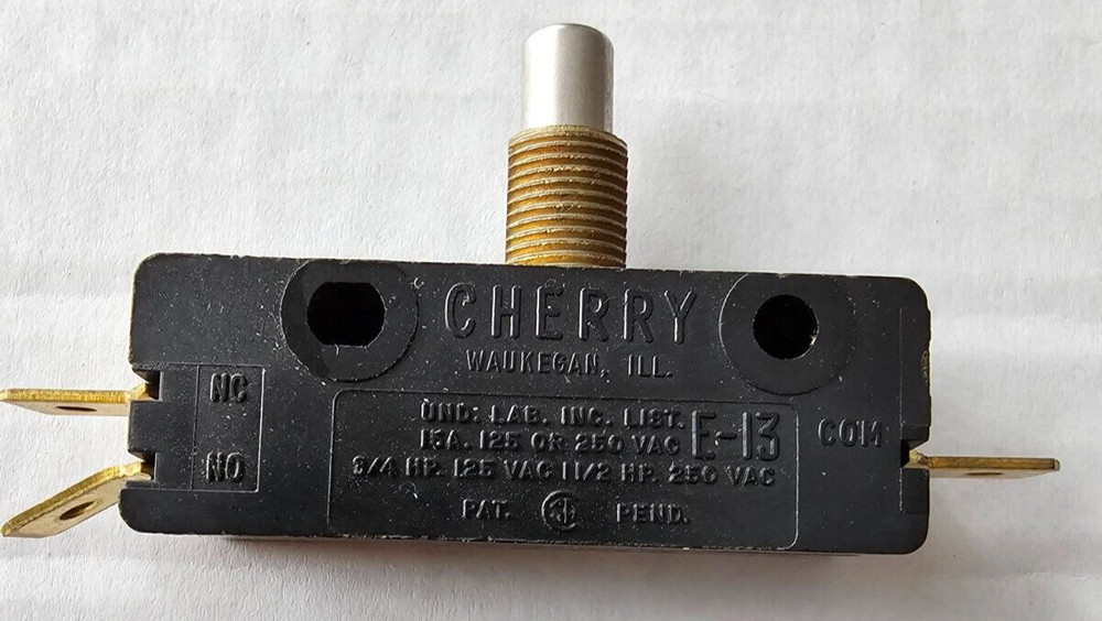 MICRO SWITCH   E13-00M