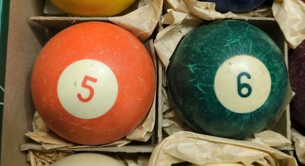 vintage billiard ball set