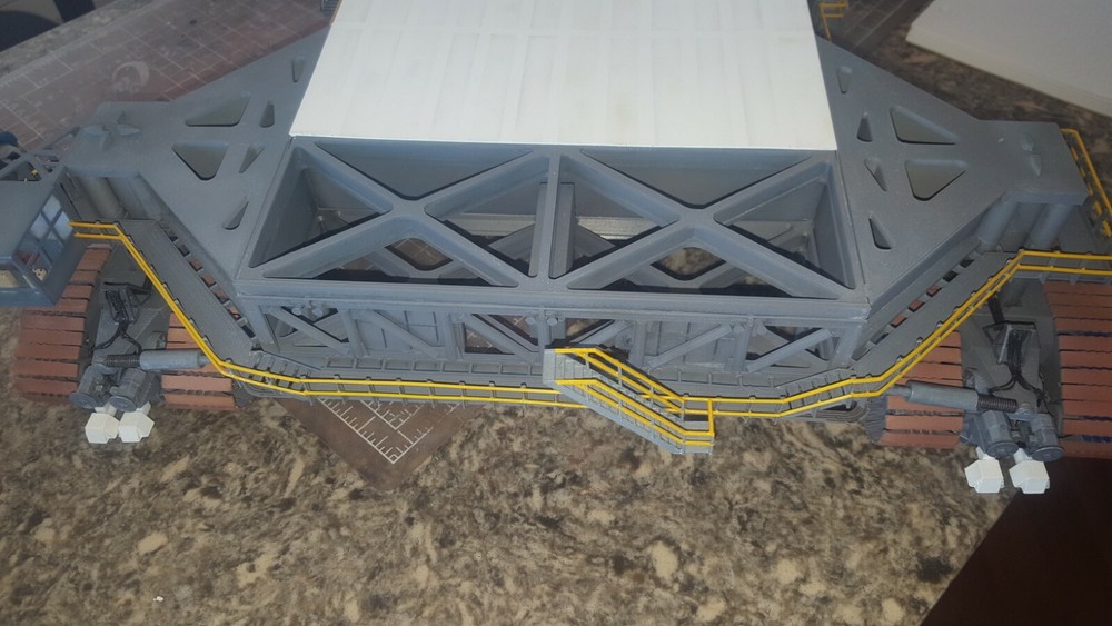 3d printed NASA Crawler Transporter 1:72