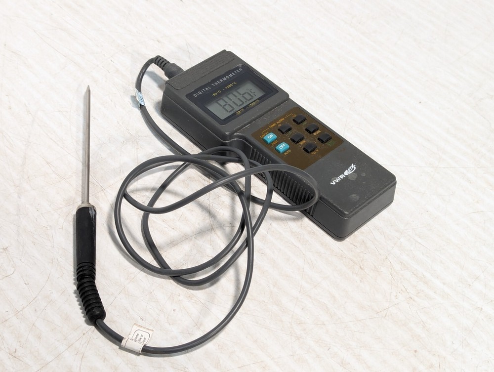 VWR 23609-234 Traceable Universal Digital Thermometer