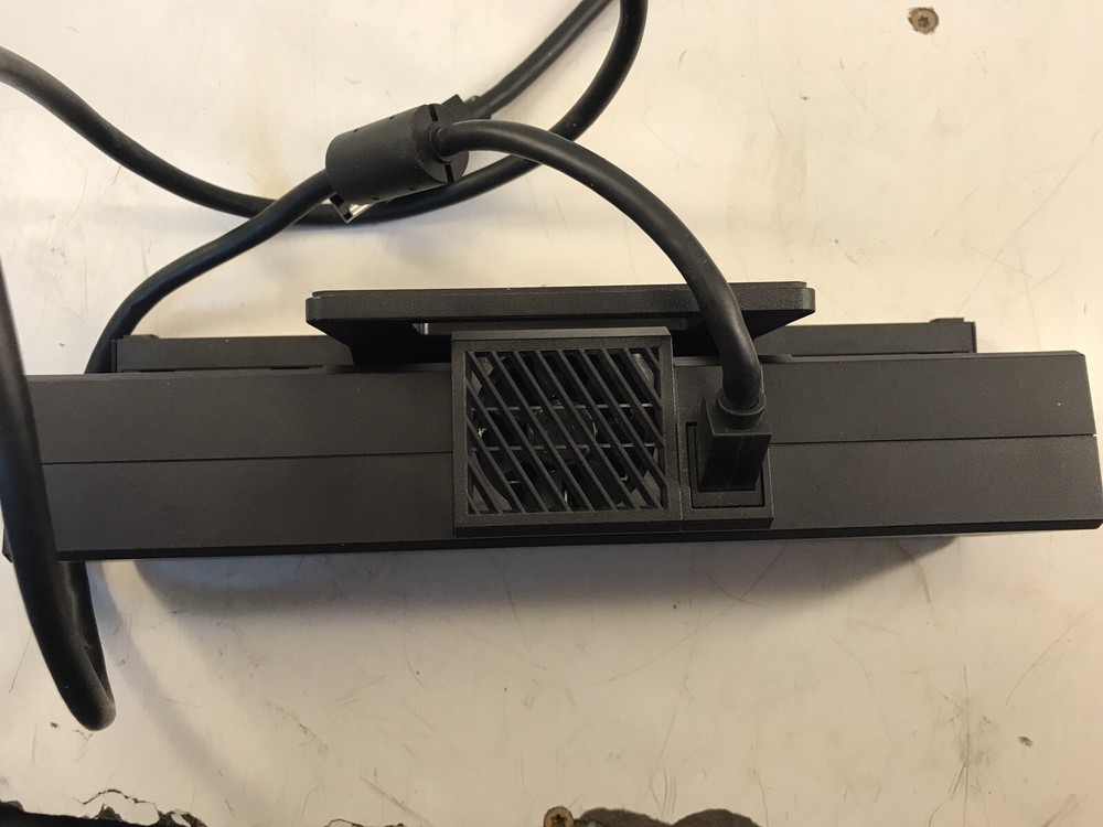 Microsoft Xbox One Kinect Camera Motion Sensor Bar Black Model 1520 UNTESTED
