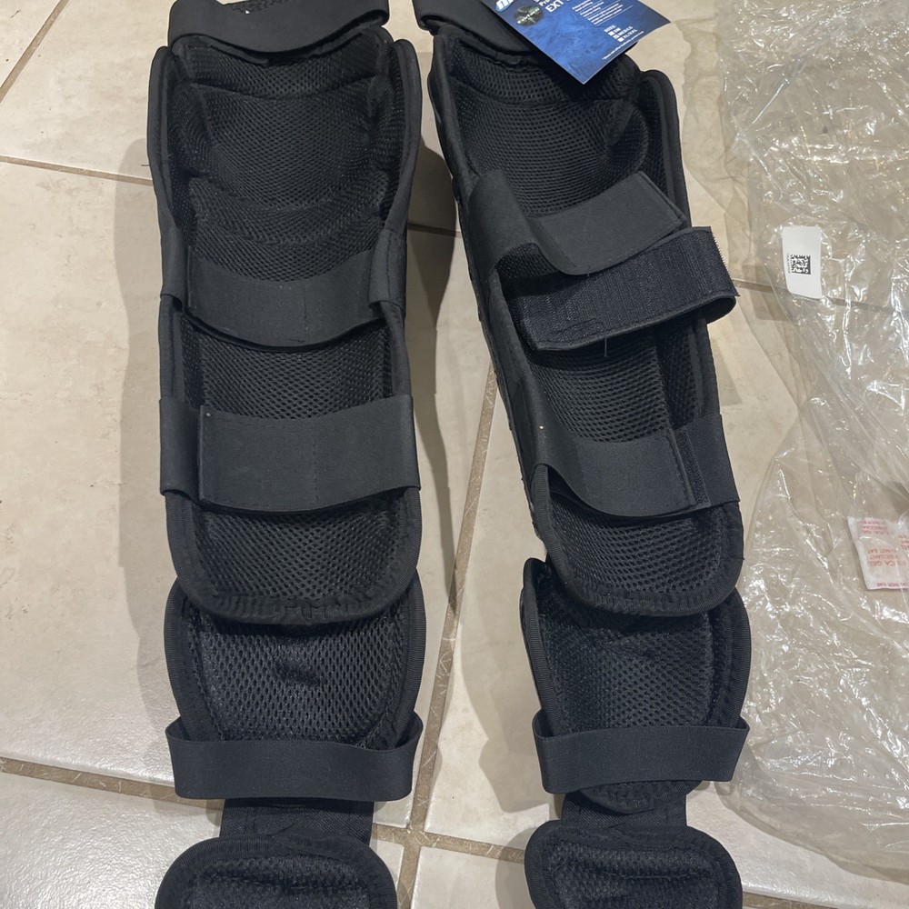 Monadnock Exotech Hard-Shell Shin/Foot Guards Size Medium-Large New w/Tags