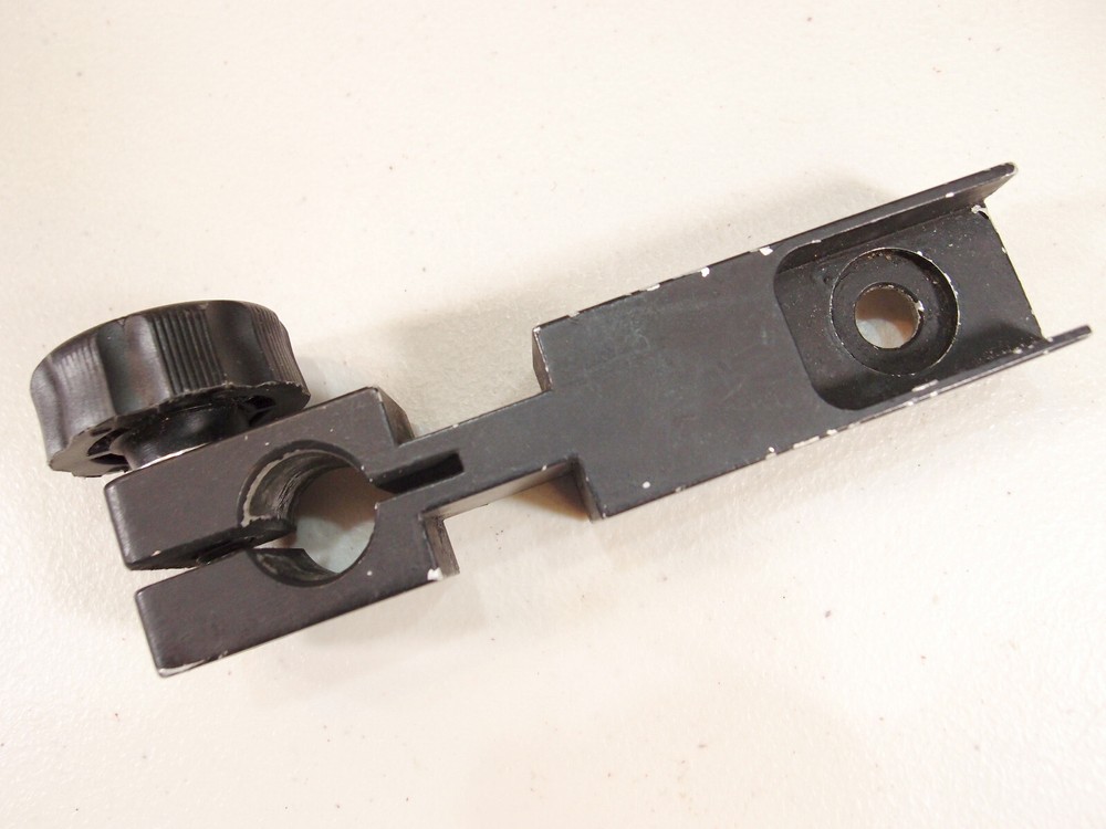 unknown arm mounting bracket with knob