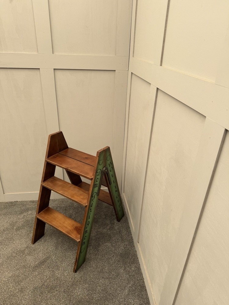 Vintage Style Pine Step Ladder Folding Kitchen Steps