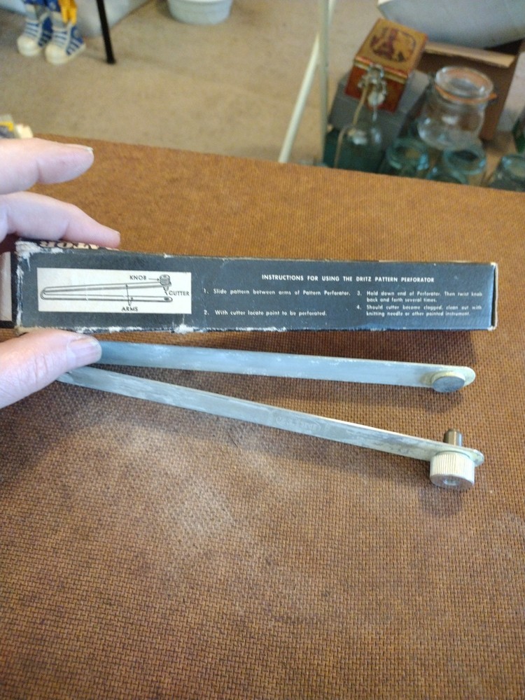 Vintage Dritz Pattern Perforator Cuts Holes in Printed Patterns Art 628