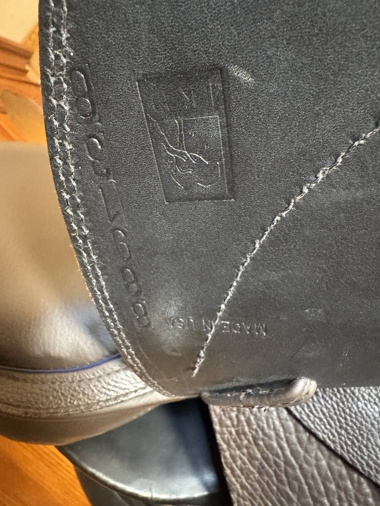 JRD Jump Saddle 16.5” All Buffalo Incredible Condition!