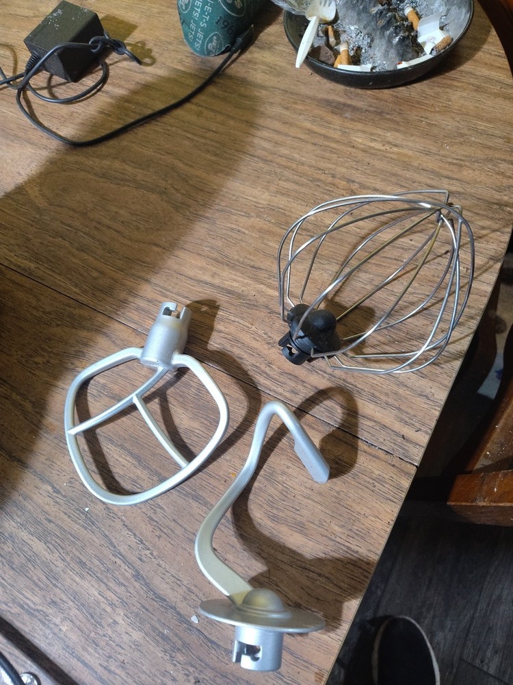 stand mixer used Seedeem