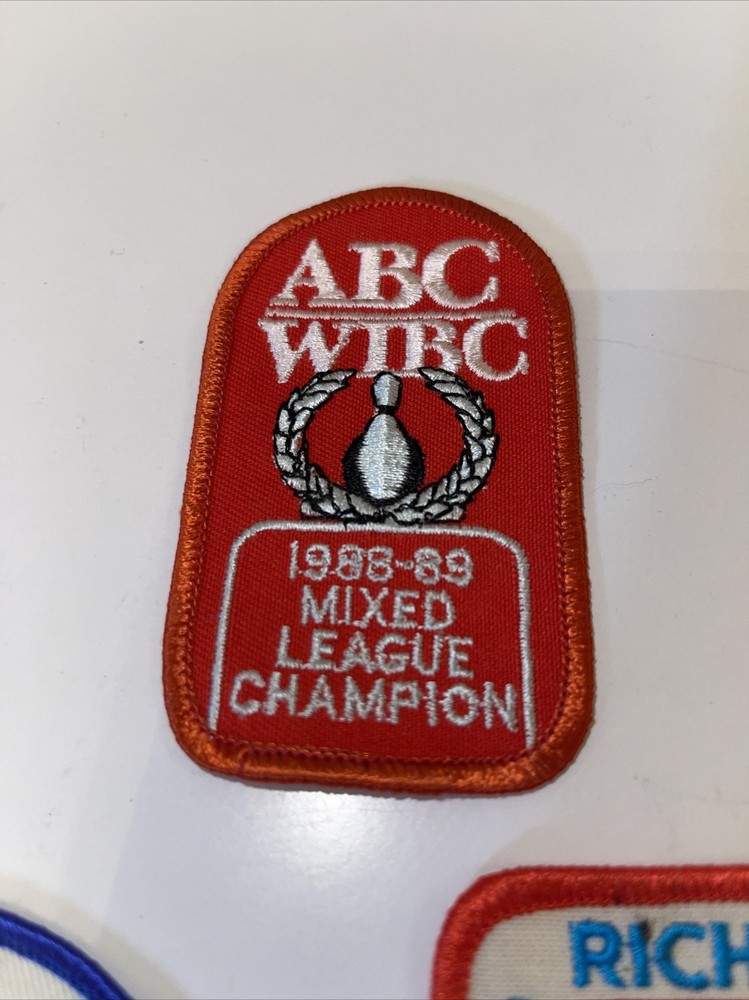VINTAGE ANTIQUE BOWLING PATCHES