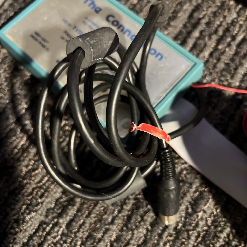 Commodore 64/128 & VIC-20 The Connection/Universal Parallel Interface (TYMAC)