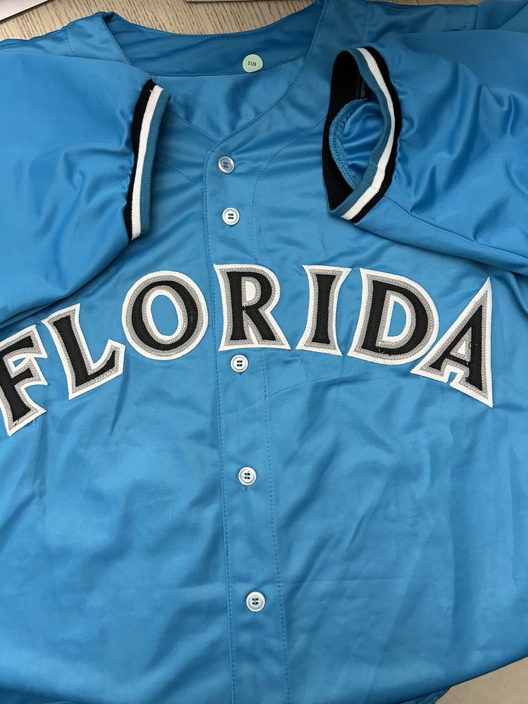 Florida Marlins Livan Hernandez #61 Signed Blue MLB Jersey Beckett Authenticated