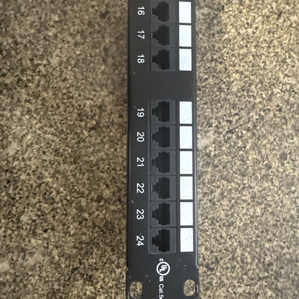 DataComm Electronics CAT5e 24 Port Patch Panel
