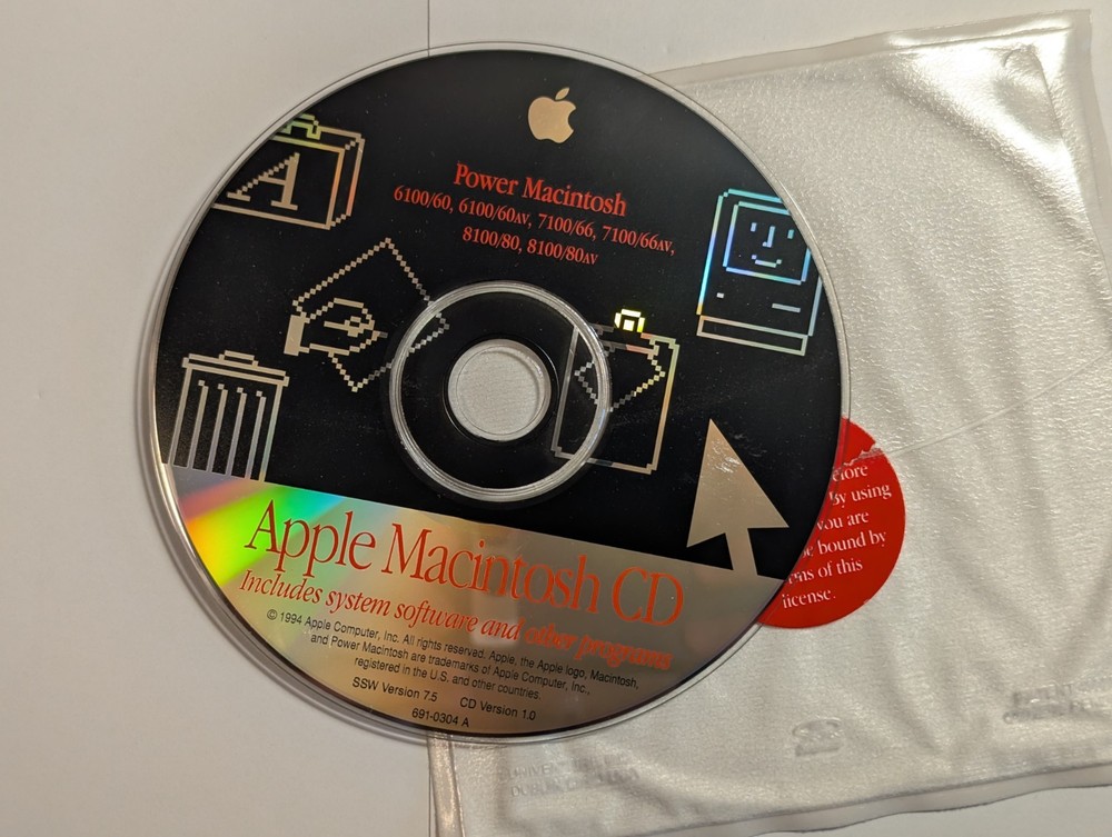 Power Macintosh 6100/60av 7100/66av 8100/80av System Software CD 
