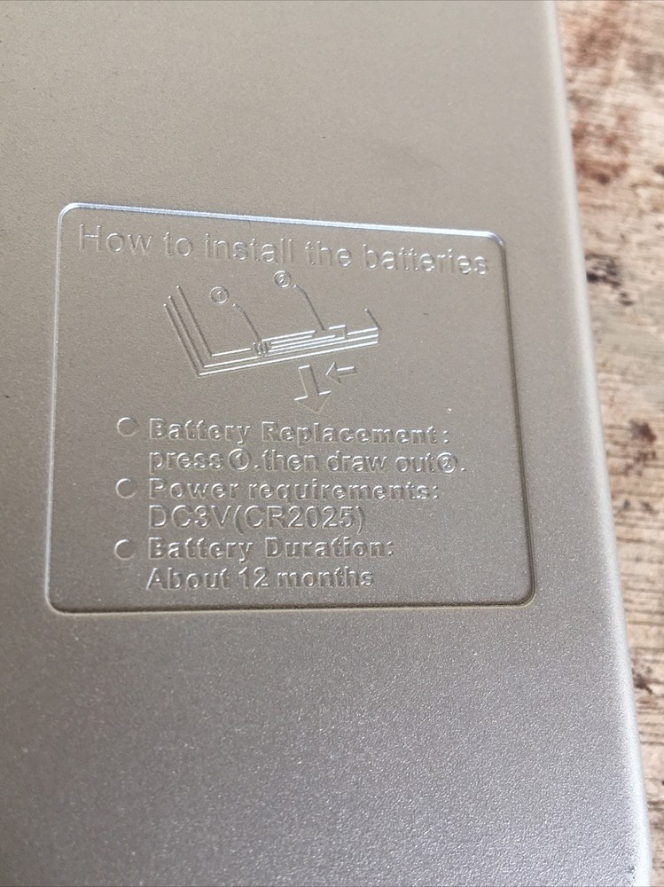 Replacement Remote Gray Small- DC3V (CR2025) Used