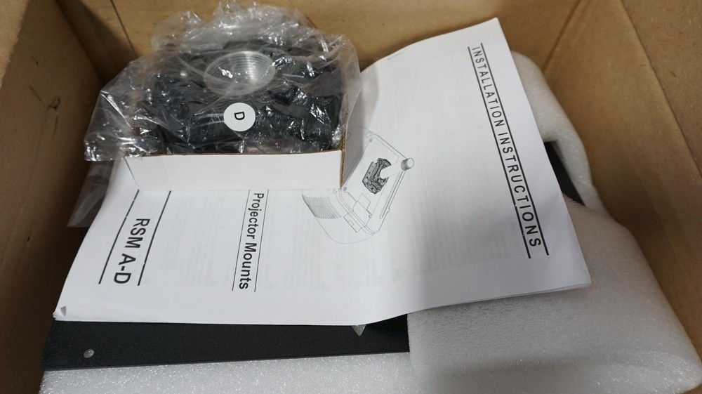 CHIEF RSMD308 MINI RPA ELITE CUSTOM LOCKING PROJECTOR CEILING MOUNT+UNIVERSAL