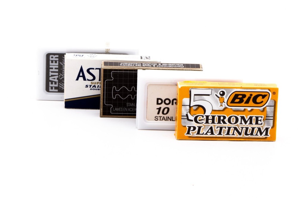 Beginner Kit | DE Blade Sample Packs | Razor Emporium