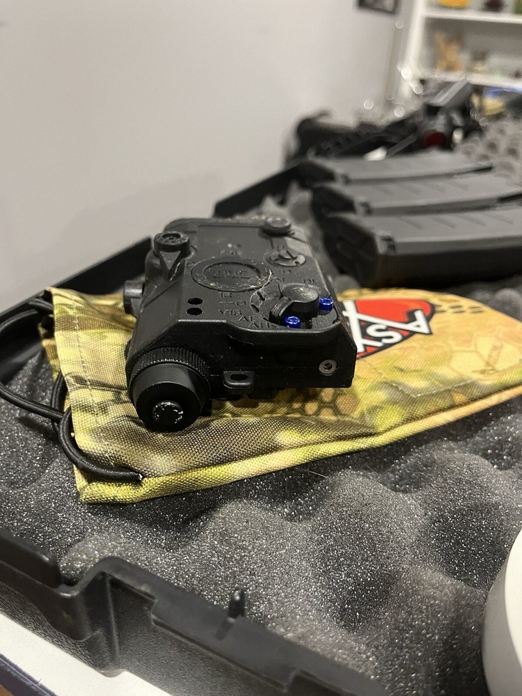 KWA kr12 + mags + peq box + sight