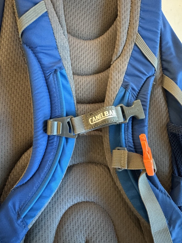 CAMELBACK Trailblazer 15 Blue Backpack No Bladder Excellent Condition