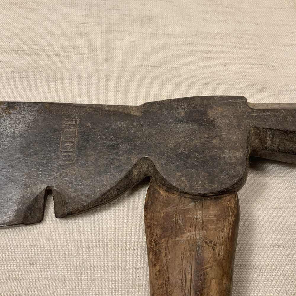 VINTAGE PLUMB CARPENTER'S HATCHET OCTAGONAL HAMMER w/ NAIL PULLER Tool