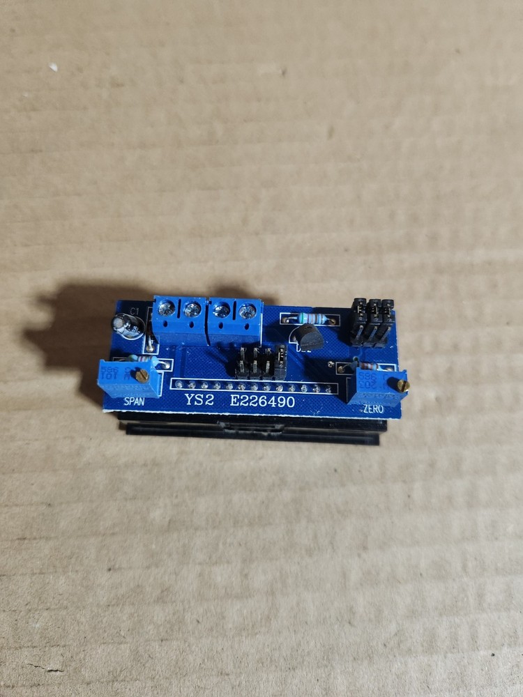 Dwyer DPMP-403 Digital Panel Meter Loop Powered 4to 20ma, Red Segments B3