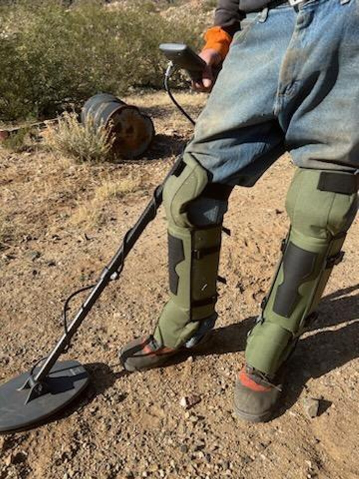 Nugget Stalker® for Metal Detector Leg Gaiter Protection w/ built in Knee Pads