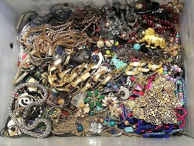 FREE SHIP! 3 Pound Unsorted Huge Lot Jewelry VTG Now Junk Art Craft Treasure Fun