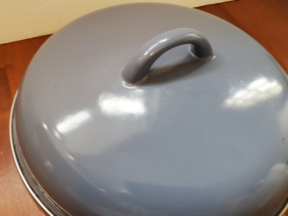 9.75" diameter blue enamelware lid, very nice, stock pot replacement lid